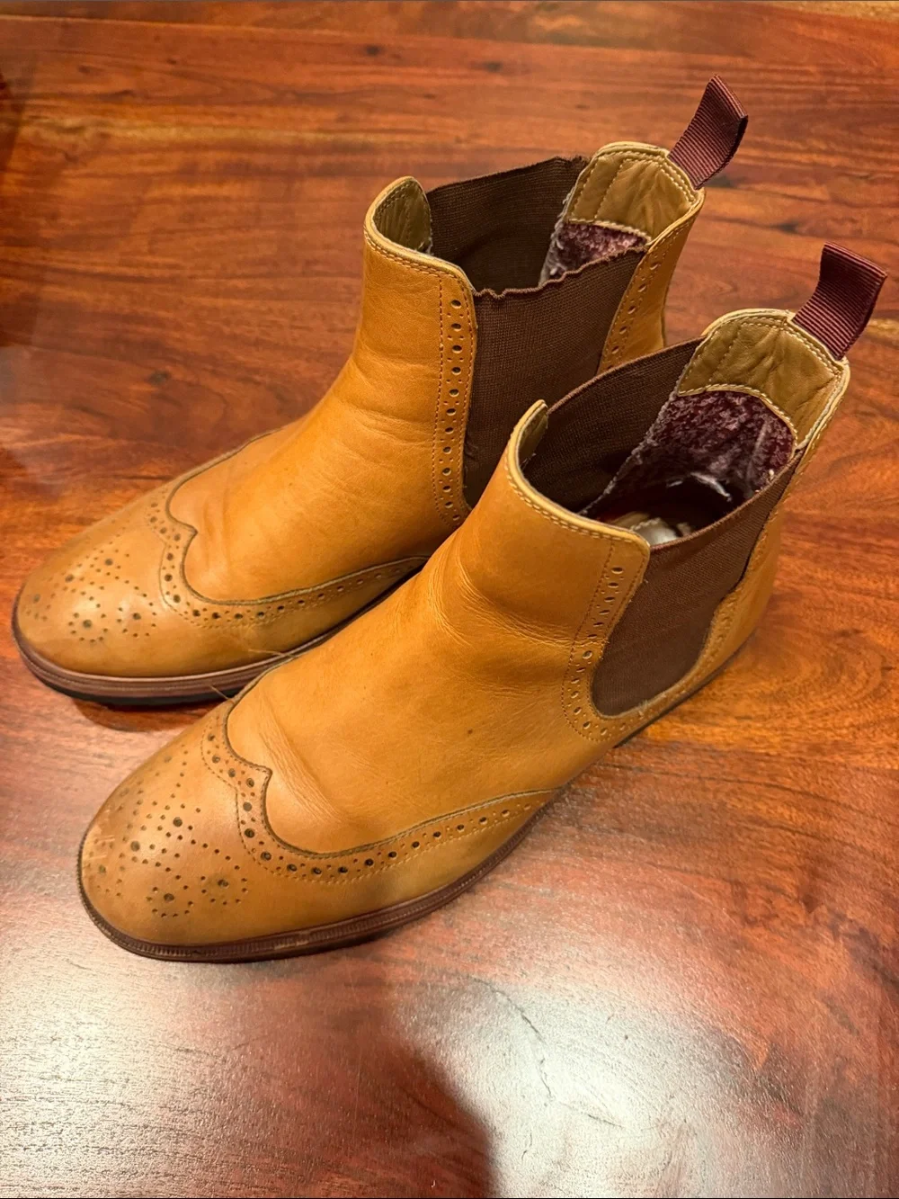 Men's Tan Leather Chukka Brogue Boots